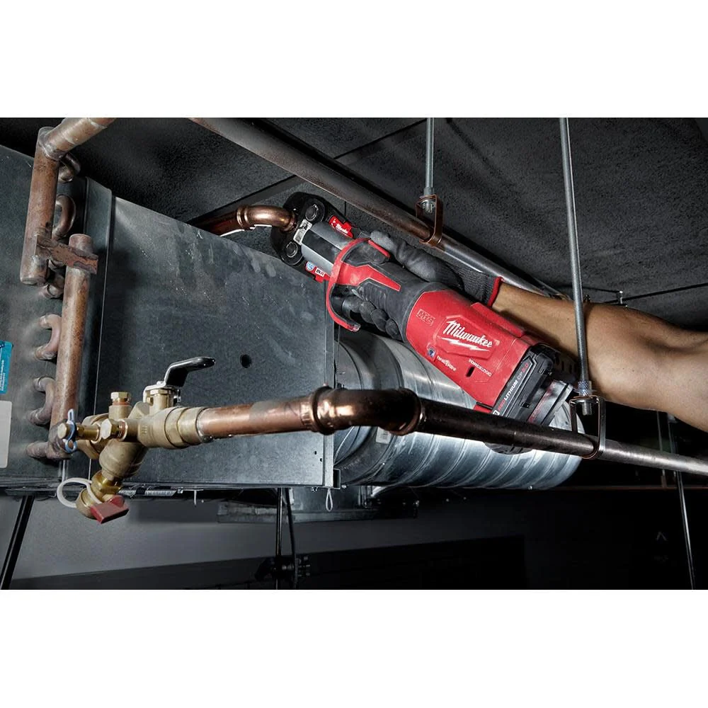Milwaukee M18 FORCE LOGIC crimping tool with ONE-KEY and 1/2