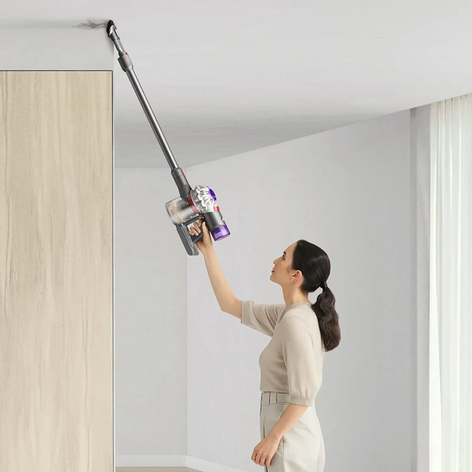 Dyson V8 Cordless Vacuum Cleaner