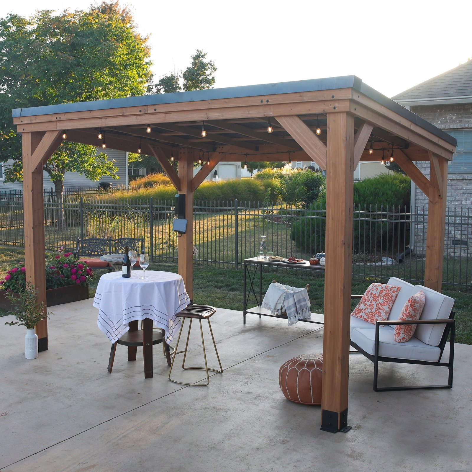 Backyard Discovery 12��9.5 Arcadia Gazebo