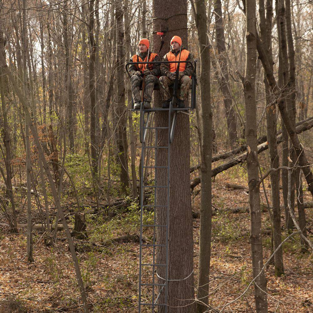 2025 EDGE Lockdown 21 ft. 2-Man Ladder Treestand LD202E