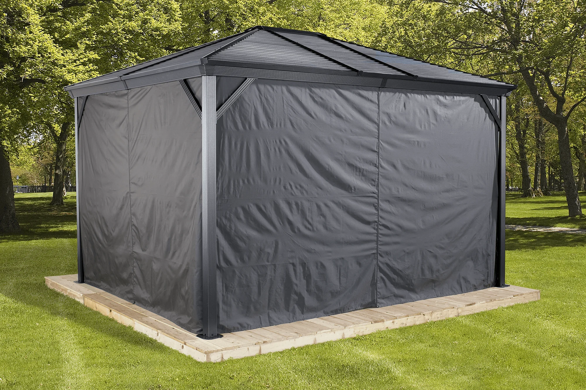 Sojag VENTURA 10' x 12' Polyester Privacy Curtain Kit