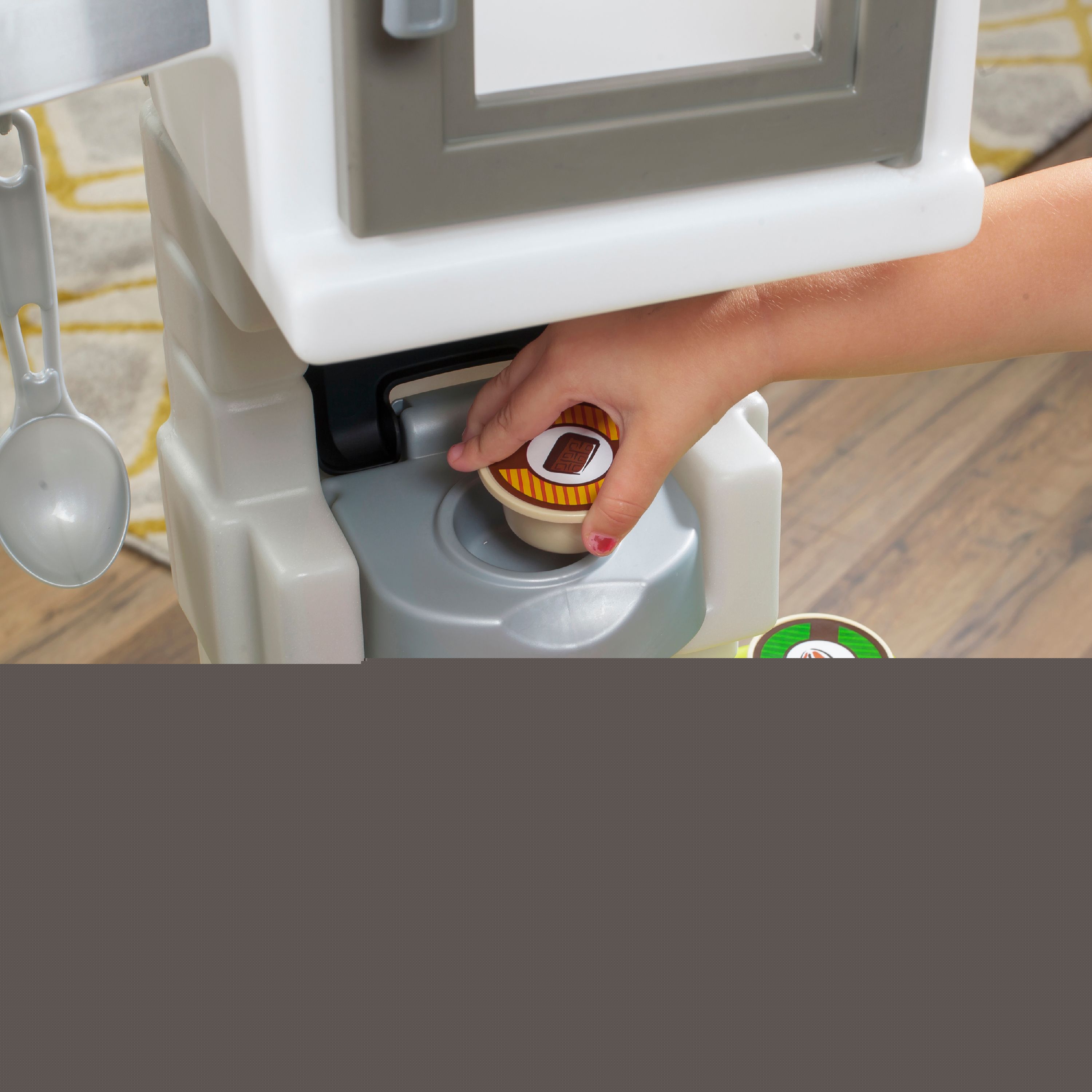 Step2 Contemporary Chef Brown and White Toddler Plastic Play Kitchen